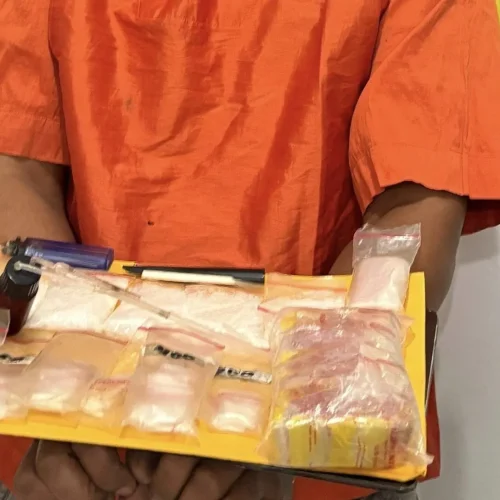 Puluhan gram narkotika jenis sabu-sabu diamankan.
