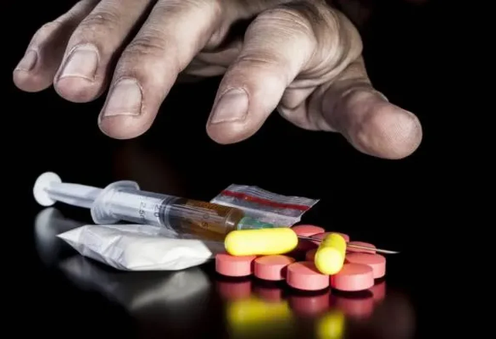 penyalahgunaan-obat-resep-narkotika-terjangkau-di-kalangan-anak-muda-35